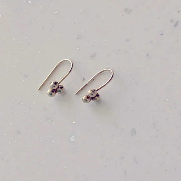 Etsy Efrat dot 14k white gold earrings,bat mitzvah gift, gold drop earrings - Picture 4 of 7